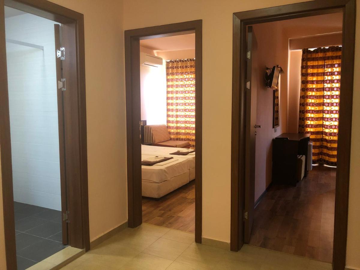 Bisser Hotel - Free Parking - Free Pool Access Balçık Dış mekan fotoğraf