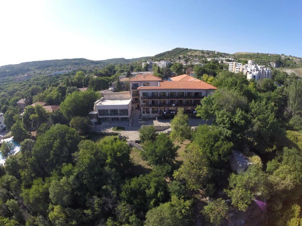 Bisser Hotel - Free Parking - Free Pool Access Balçık Dış mekan fotoğraf